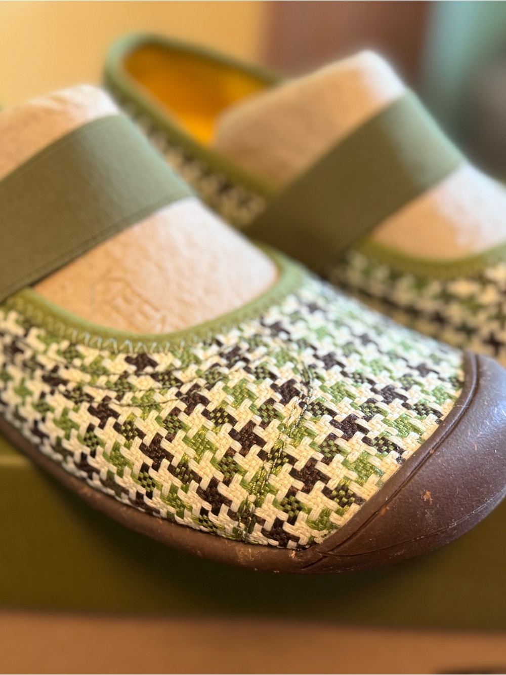 Women’s Keen Green Tweed Mary Jane Flats - Picture 2 of 6